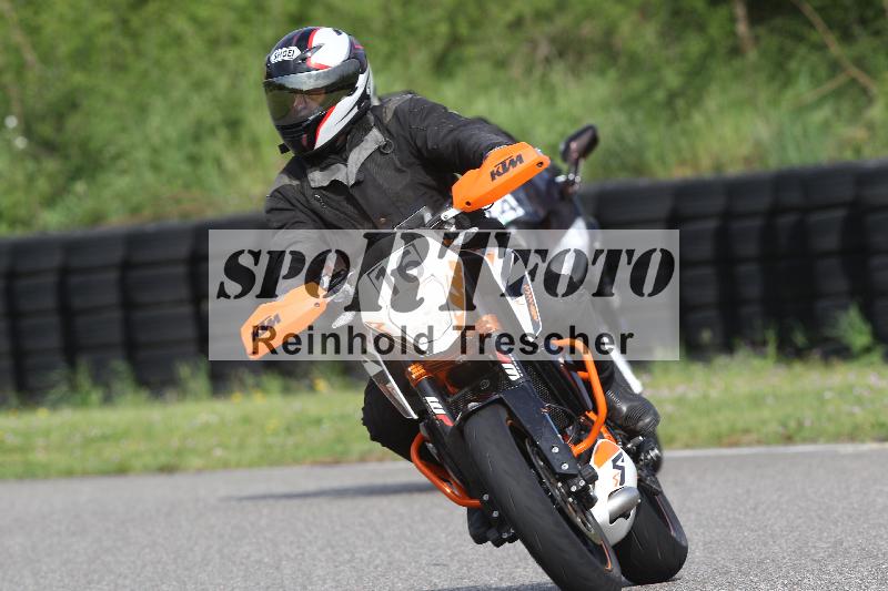 Archiv-2025/10 23.04.2025 Cornu Master School ADR/gruen-vert/16